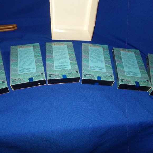 Vintage Poldark Full Season  Boxed Set 6 VHS Tapes - CBS FOX Video - 1975 BBC - Picture 9 of 13